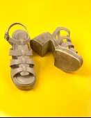 Basskan Nut Dence Yüksek Topuk Ortopedik Taban Platform 3 Bantlı Sandalet thumbnail 2