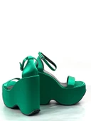 Basskan Yeşil Koff Saten Yüksek Dolgu Taban Platform Tek Bant Sandalet - 3