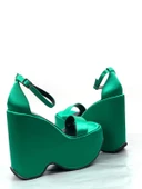 Basskan Yeşil Koff Saten Yüksek Dolgu Taban Platform Tek Bant Sandalet - 2