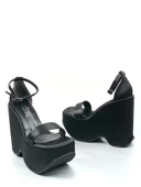 BAsskan Siyah Koff Saten Yüksek Dolgu Taban Platform Tek Bant Sandalet - 1