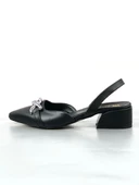 Basskan  Bere Siyah Tokalı Sivri Burun Sandalet Terlik Alçak Topuk thumbnail 1