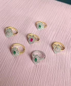 Çift Renkli Ortası Ruby Baget Taşlı Gümüş Yüzük thumbnail 2