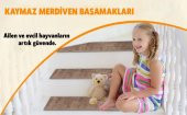 Glary Home GH40A-WNVY Kare Desenli Kaydırmaz Tabanlı 13lü Merdiven Halısı - Beyaz/Lacivert - 5