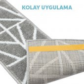 Glary Home GH39A-WNVY Üçgen Desen Kaydırmaz Tabanlı 13lü Merdiven Halısı - Beyaz/Lacivert - 4