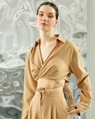 İp Detay Bej Crop Bluz thumbnail 2