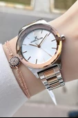 Daniel Klein DKISTE104 Rose Gümüş Renk Kesme Camlı Kadın Kol Saati Ve Bileklik thumbnail 3