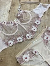 Yüksek Kalite Dantel İşlemeli Özel Motifli Bralet Takım thumbnail 4