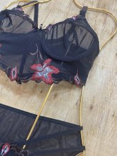 Yüksek Kalite Dantel İşlemeli Özel Motifli Bralet Takım thumbnail 7