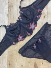 Yüksek Kalite Dantel İşlemeli Özel Motifli Bralet Takım thumbnail 8