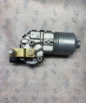 PASSAT 2001-2005 ÖN SİLECEK MOTORU -ORJ- - 1