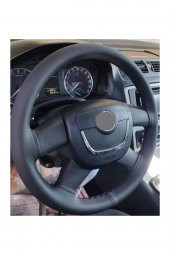 Skoda Octavia 2010-2012 Uyumlu Dikmeli Direksiyon Kılıfı Siyah İpli (11cm) thumbnail 2