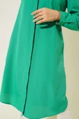 Uzun Model Klasik Yaka Zümrüt Yeşili Tunik thumbnail 4