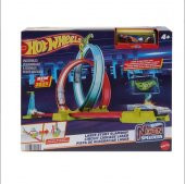 Hot Wheels Neon Yarışlar Çifte Çemberde HPC05 Lisanslı Ürün thumbnail 1