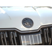 DK Tuning Skoda Ön Kaput 9cm Yeni Nesil Parlak Siyah Logo Amblem - 1