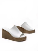 Basskan Kadın Pende-Beyaz Ortopedik Taban Terlik-400 thumbnail 1