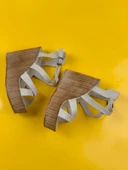 Basskan Kadın Sahy Bej Dolgu Topuk Çapraz Bant Bilekten Bağlama Sandalet - 3