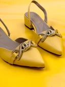 Basskan Bere Sarı Tokalı Sivri Burun Sandalet Terlik Alçak Topuk thumbnail 3