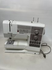 Bernina 1130 Dikiş Makinesi 110V 2.El (G-39) thumbnail 1