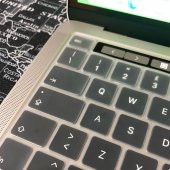 KNY Apple Macbook 13.3 İnç Air A1932 İçin Klavye Koruyucu Buzlu Silikon Ped Şeffaf - 4