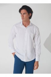 Klasik Yaka Armürlü Beyaz Erkek Gömlek Gm2024700399 thumbnail 2