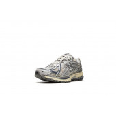New Balance 1906R thisisnevertthat The 2022 Downtown Run - 4