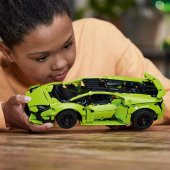 Lego Technic Lamborghini Huracan 42161 - 7