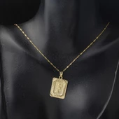 F Harf Kolye 14 Ayar Kare Altın Plakalı thumbnail 2