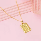 D Harf Kolye 14 Ayar Kare Altın Plakalı thumbnail 3