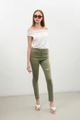Kadın Yırtık Detaylı Jean Pantolon Haki thumbnail 5