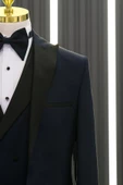 Slimfit (Skinny Kesim) Desenli Sivri Sabit Yaka Yelekli Papyonlu Smokin Takım Elbise - 6