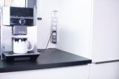 Brennenstuhl Estilo Mutfak ve Ofis İçin Çelik Yüzeyli Köşeli 6 Soketli 2 USB li 2 MT Uzatma Kablo Beyaz - 5
