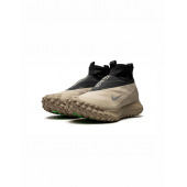 Nike Mountain Fly Gore-Tex Metallic Silver - 4