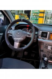 Opel Corsa D Kasa Uyumlu Dikmeli Direksiyon Kılıfı Noktalı-alkantara Gri Yüzüklü ( 38cm×10.5cm ) thumbnail 2