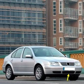 VW Bora 1999-2005 Ön Tampon Alt Orta Izgarası 1J5853677C thumbnail 1