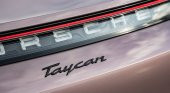 PORSCHE TAYCAN YAZI PARLAK SİYAH - 2