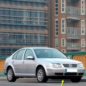 VW Bora 1999-2005 Ön Tampon Alt Spoyler Plastik 1J5805903B - 1