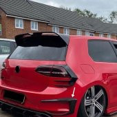 Volkswagen Golf 7,5 R-LİNE Arka Sis Çerçeve - 3
