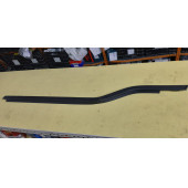 HYUNDAI H100 MİNİBÜS PANELVAN ÖN KAPI CAM KENAR ÇITASI SIYIRICI FİTİLİ SOL  82210-43003 - 1
