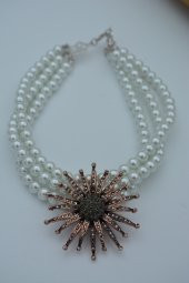 STONEAGE Üç Sıra İncili Güneş Kolye Özel Tasarım thumbnail 5