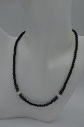 STONEAGE HEMATİT İNCİ VE ONİKS TAŞLI KOLYE thumbnail 3