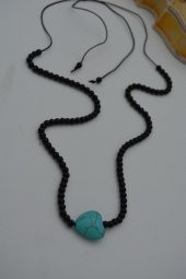 STONEAGE JEWELLERY Kalp Turkuaz ve Oniks Taşlı Metalsiz Kolye thumbnail 2