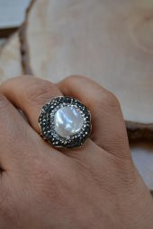 STONEAGE Sakız İncisi El Yapımı Ayarlanabilir Kadın Yüzük thumbnail 3