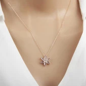 Pembe Taşlı Kamelya Çiçeği 925 Gümüş Kadın Kolye - 1