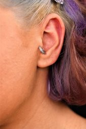 GÜMÜŞ DESEN DETAY ZİRKON TAŞ ÇELİK PİERCİNG TRAGUS HELİX KIKIRDAK KÜPESİ-0VP171 - 2