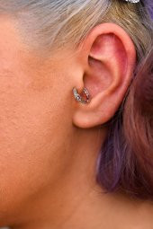GÜMÜŞ DESEN DETAY ZİRKON TAŞ ÇELİK PİERCİNG TRAGUS HELİX KIKIRDAK KÜPESİ-0VP171 - 4