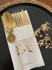 Beyaz Üzeri Gold Mühür Yaldızlı  E & C Detaylı Cepli Peçete 50 Adet - 2