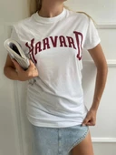 Kadın Basic Tişört Harvard Baskılı Beyaz thumbnail 3