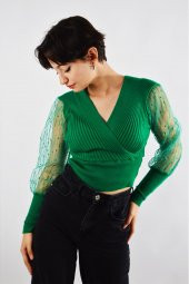 Kadın Yeşil V Yaka Triko Desenli Kolu Tüllü Bluz - 1