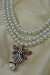 STONEAGE İncili Bayan Kolye Zirkon Taşlı Arı Figürli thumbnail 2