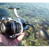 Okuma Tomcat 8000 Olta Makinesi 7BB 4.8:1 - 5